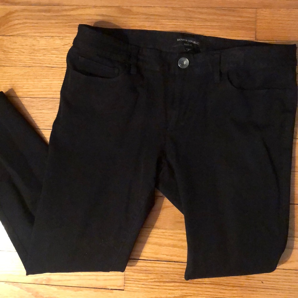 Petite black pants, only worn a couple times!